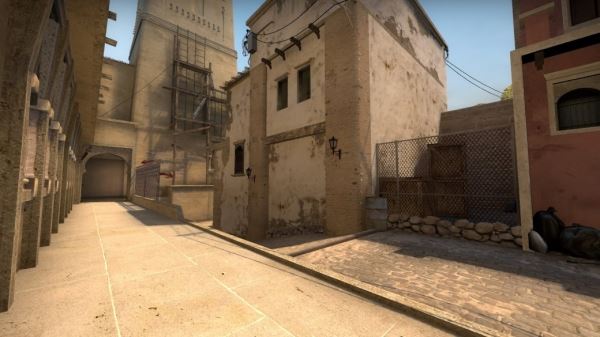 Игрок в CS:GO с помощью сложного прыжка показал удобную точку для защиты на карте Mirage