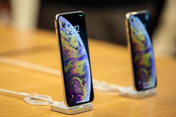 <br />
					Apple вдвое снизит производство новых iPhone XS Max<br />
				