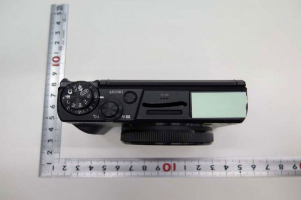 Появились первые фотографии камеры Canon PowerShot G7 X Mark III